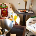 Mh Hotel 4*