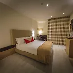 Hotel Mh 4*