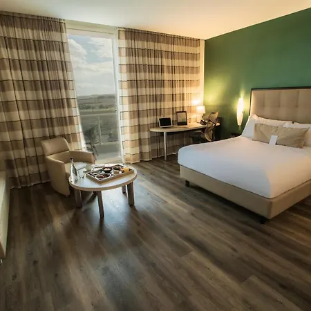 Mh Hotel