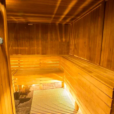 Mh Hotel 4*