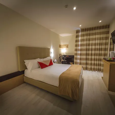 Hotel Mh 4*